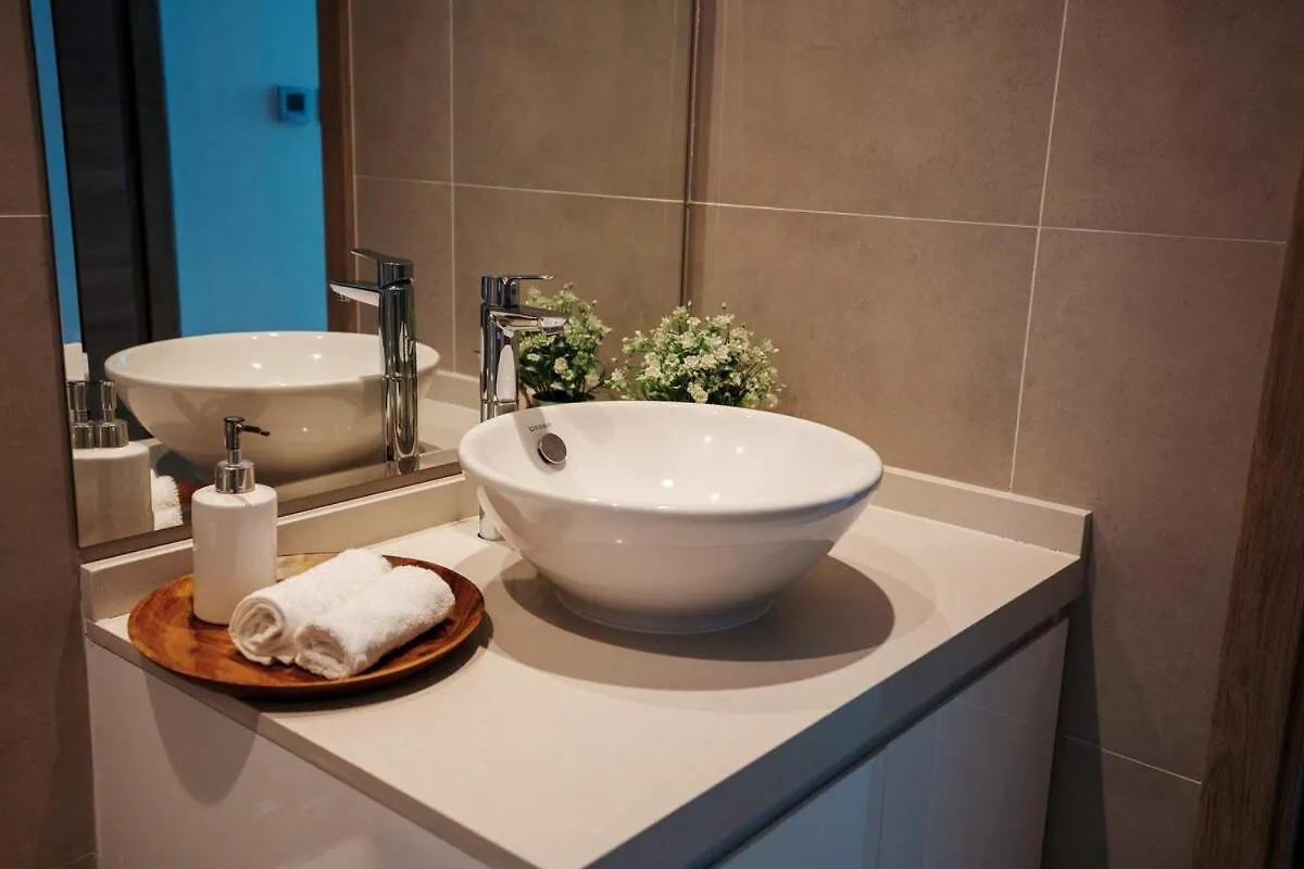 1Br Modern Comfort At Studio One ドバイ アパート