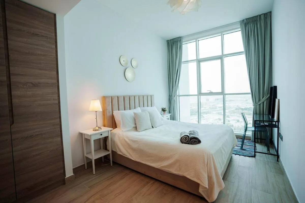 アパート 1Br Modern Comfort At Studio One ドバイ アラブ首長国連邦