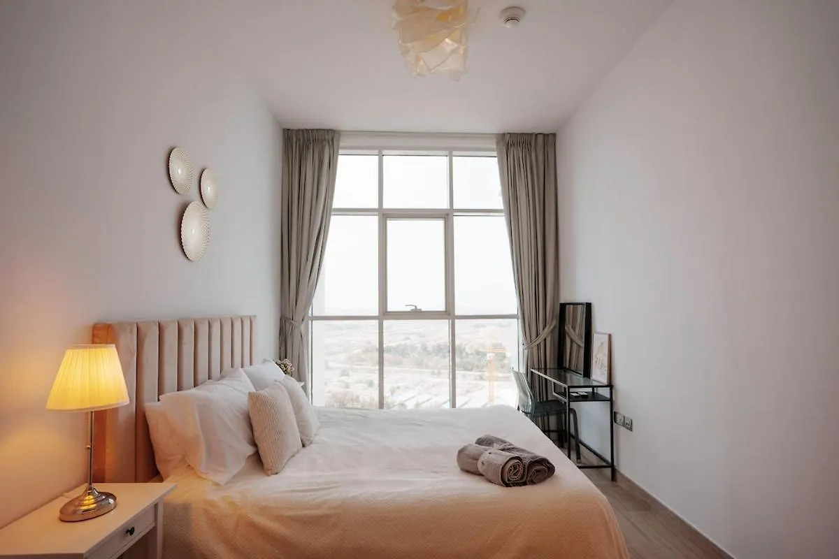 1Br Modern Comfort At Studio One ドバイ